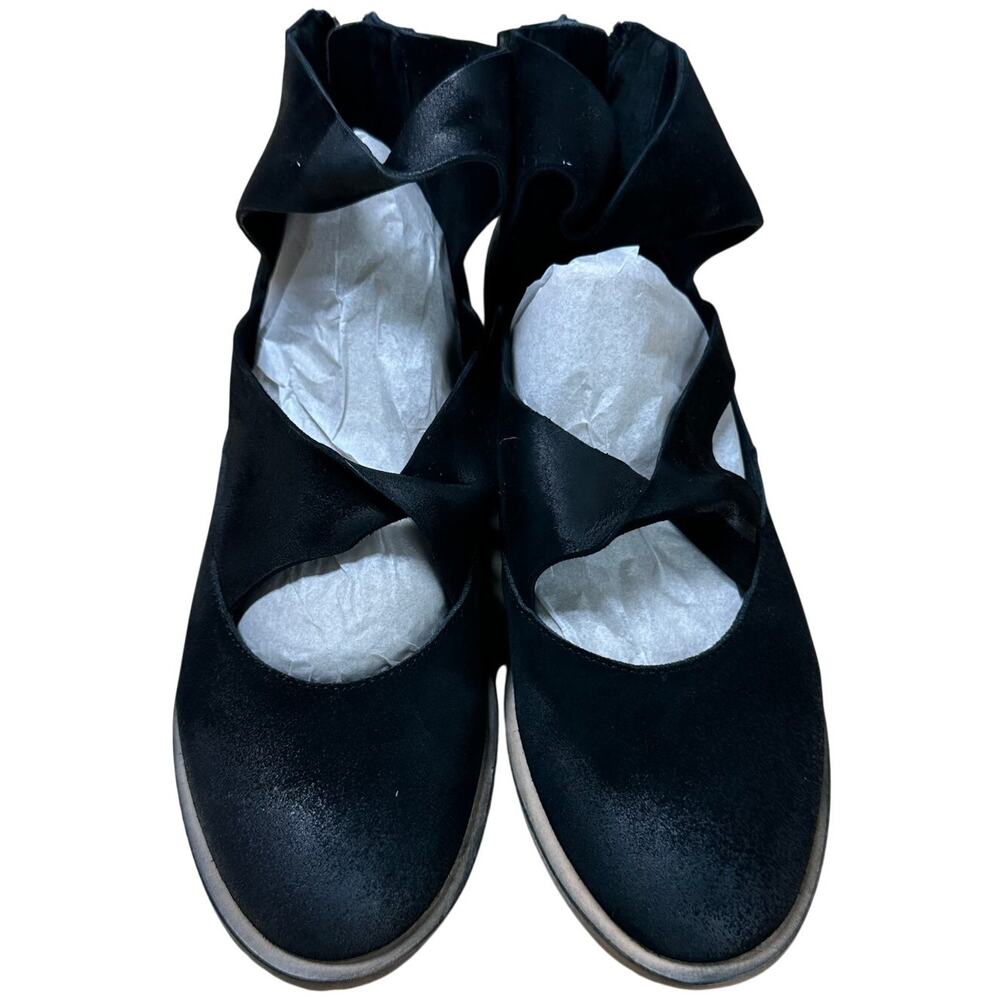 Antelope Suede Back Zip Flats Lalana Black Women's Size 36 (US 5-5.5) New in Box - Picture 5 of 9
